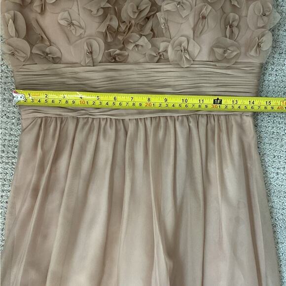 JS Collections Champagne Floral Appliqué Gown Size 6 - Picture 10 of 11